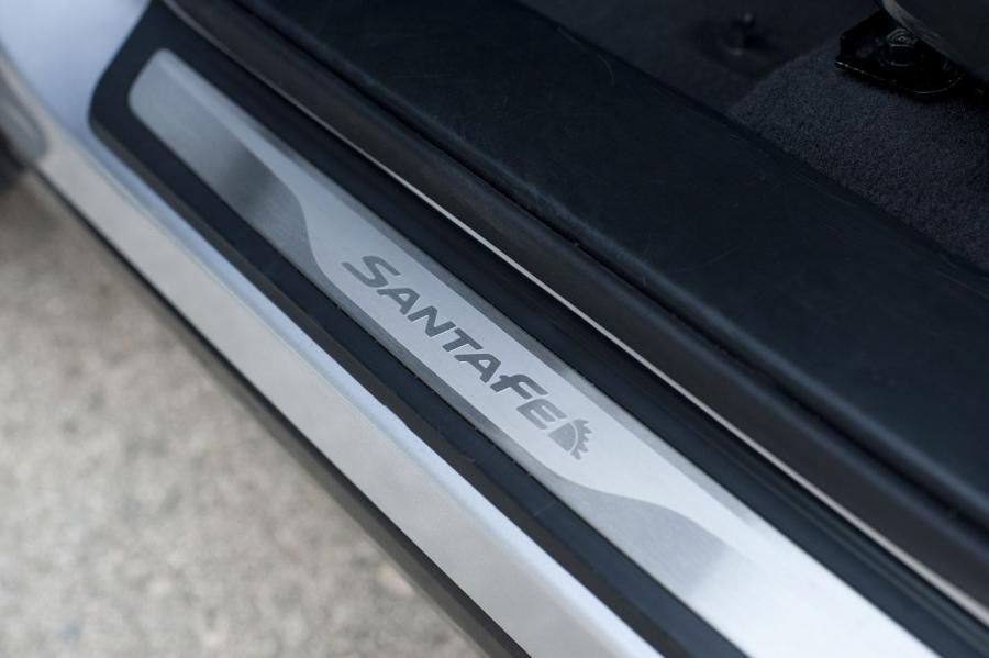  Hyundai Santa Fe 2013 года  (фото 16 из 108)